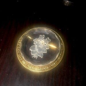 Vintage cut glass brooch/pin gold tone floral motif